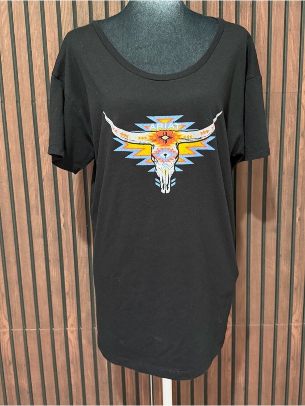 Ariat Relaxed Fit Black Graphic Tee XL Western Cowgirl Aztec Thunderbird Shirt